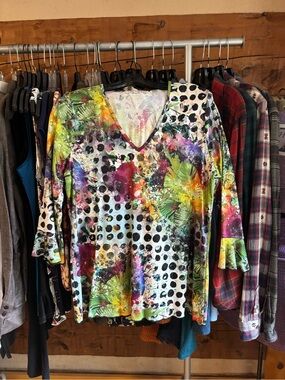 SNO SKINS Multi-Color V-Neck Abstract & Polka Dot Tunic